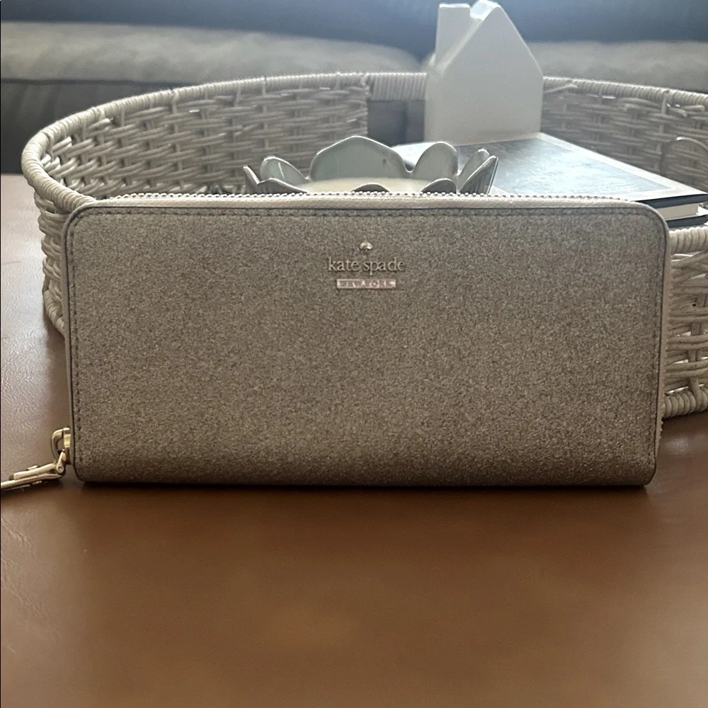 Kate Spade Gold Glimmer Zip Wallet - Picture 2 of 9